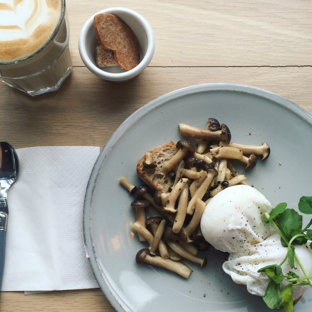 breakfast with poached eggs
